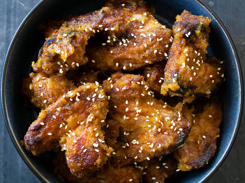 Spicy Mango Chicken Wings